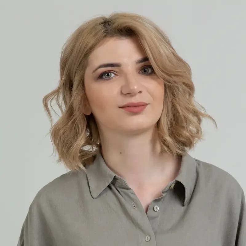 Silvi Durinyan - Software Engineer 
